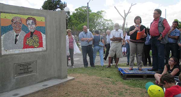 Daniel Tomasini intervenciòn mural en Mariscala