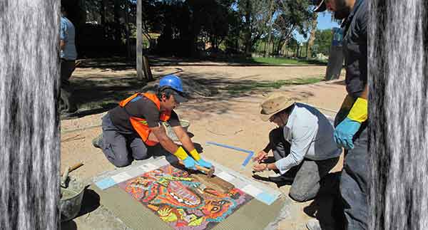 Daniel Tomasini extensión universitaria  paneles mosaicos de piso Monte de la Francesa